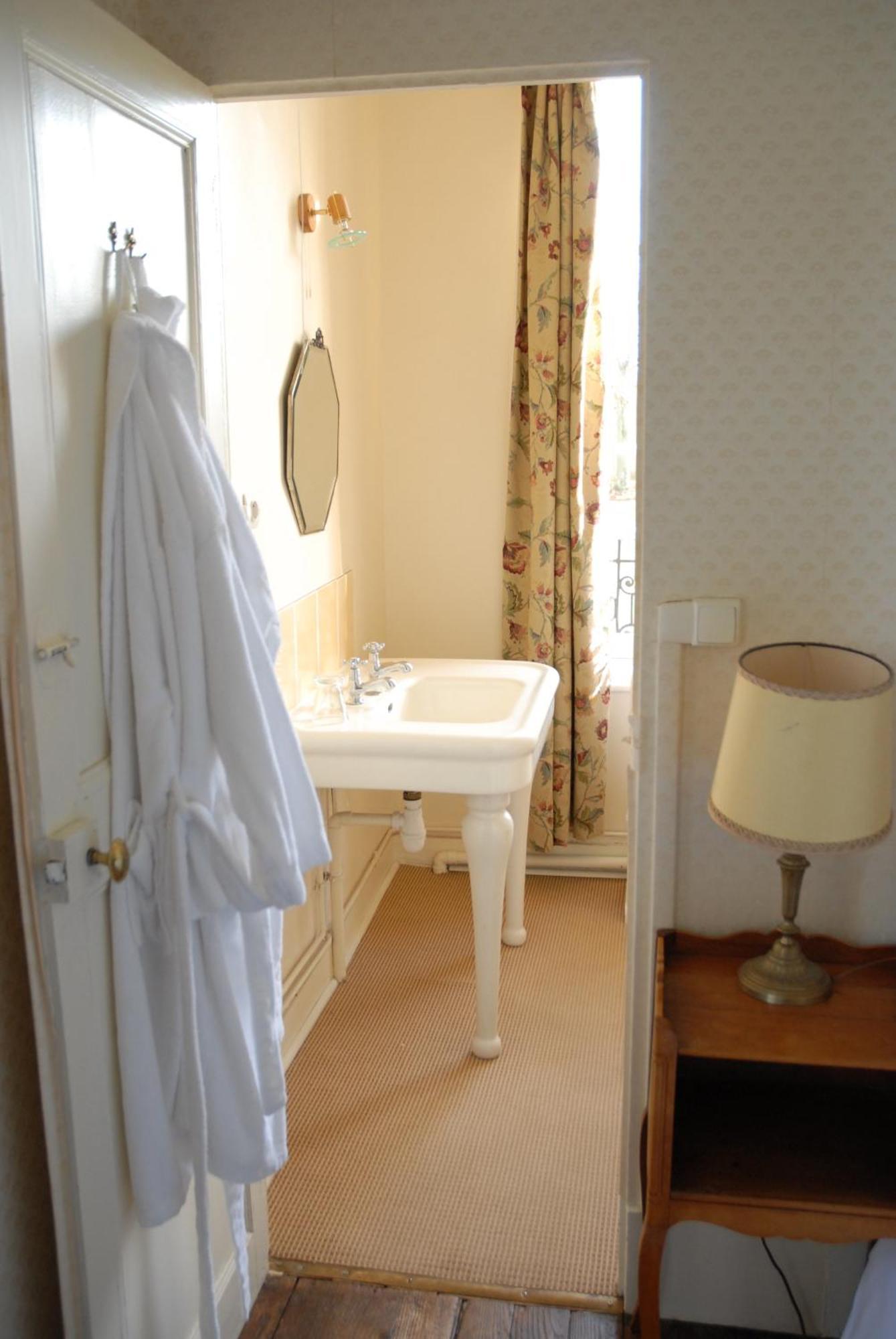 Chambres D'Hotes Chateau De La Puisaye Verneuil d'Avre et d'Iton Eksteriør bilde