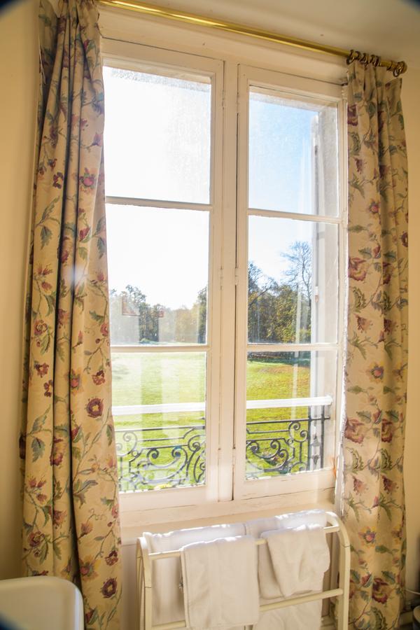 Chambres D'Hotes Chateau De La Puisaye Verneuil d'Avre et d'Iton Eksteriør bilde